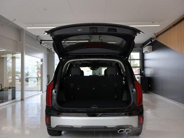 new 2025 Kia Telluride car, priced at $43,281