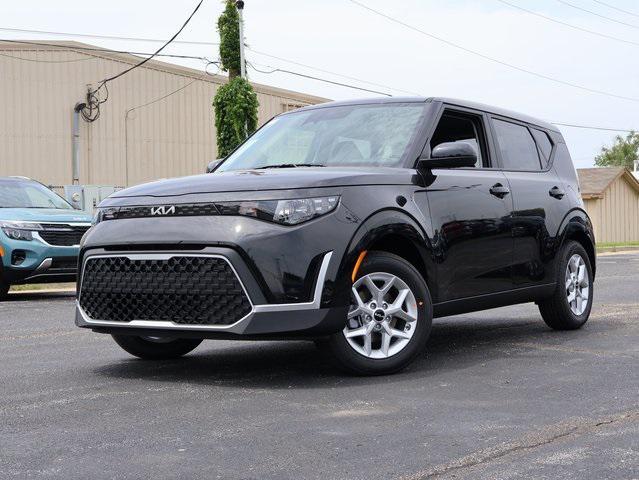 new 2025 Kia Soul car, priced at $24,107