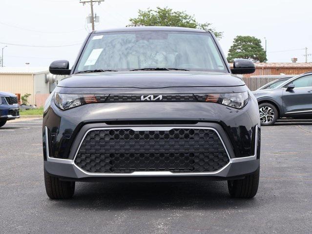new 2025 Kia Soul car, priced at $24,107