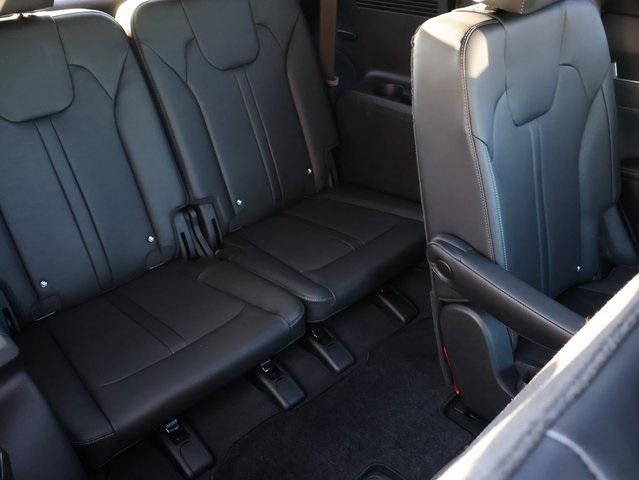 new 2025 Kia Sorento car, priced at $42,246