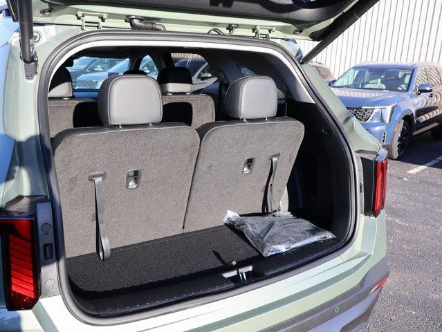 new 2025 Kia Sorento car, priced at $42,246