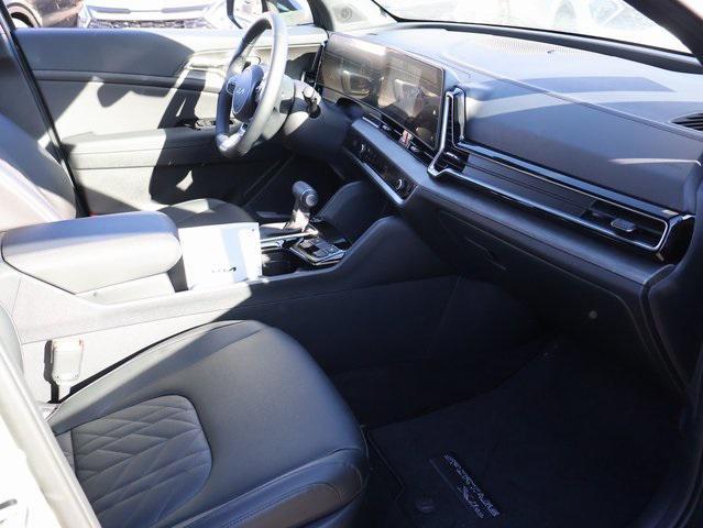 new 2025 Kia Sportage car, priced at $32,116