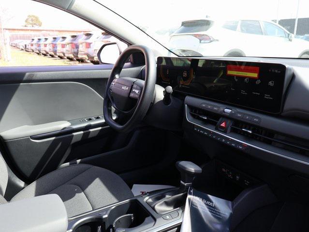 new 2025 Kia K4 car, priced at $23,979