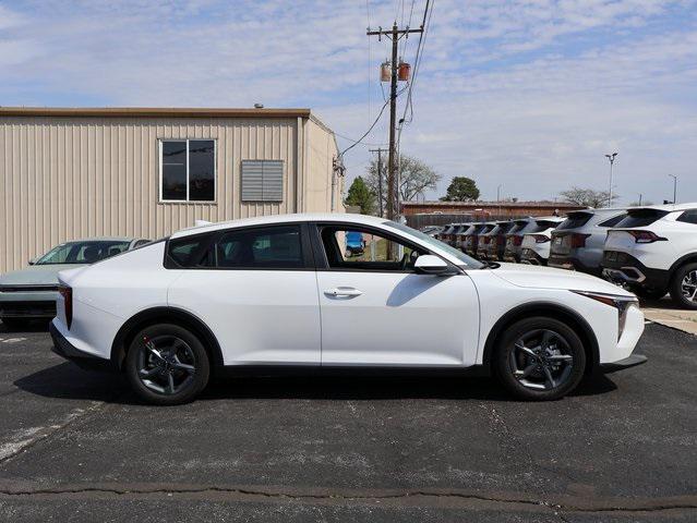 new 2025 Kia K4 car, priced at $23,979