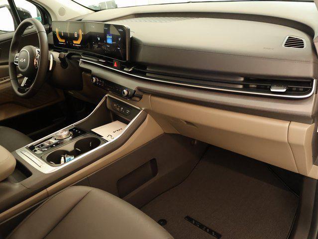 new 2026 Kia Carnival Hybrid car, priced at $44,760