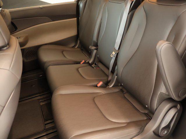 new 2026 Kia Carnival Hybrid car, priced at $44,760