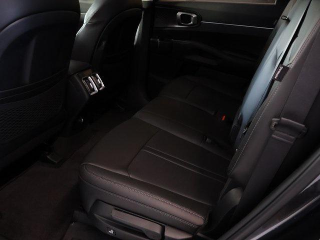 new 2025 Kia Sorento car, priced at $35,916