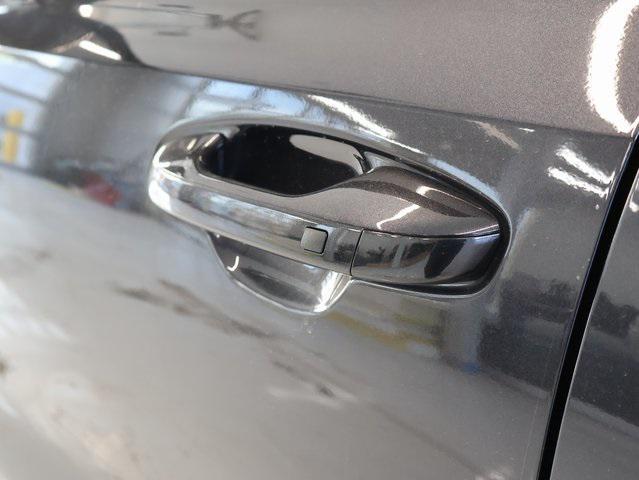new 2025 Kia Sorento car, priced at $35,916
