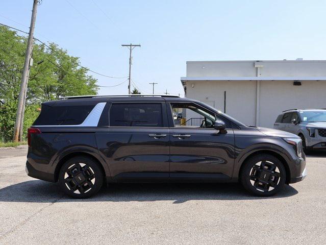 new 2025 Kia Carnival car, priced at $39,638