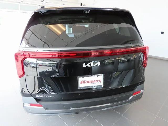 new 2025 Kia Carnival car, priced at $55,255