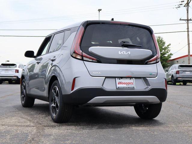 new 2025 Kia Soul car, priced at $25,533