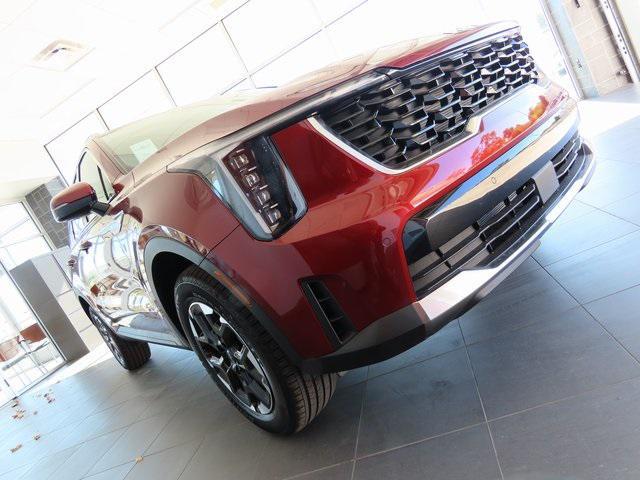 new 2025 Kia Sorento car, priced at $37,061