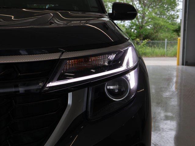 new 2025 Kia Seltos car, priced at $29,006