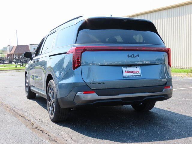 new 2025 Kia Carnival Hybrid car, priced at $54,095