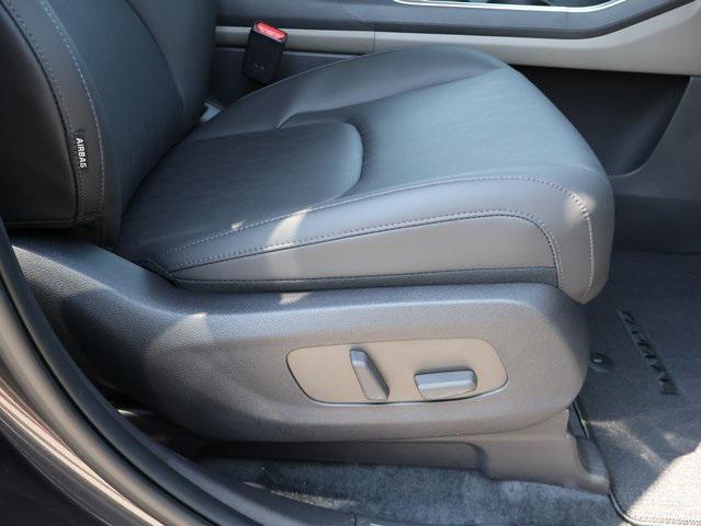 new 2025 Kia Carnival car, priced at $40,296