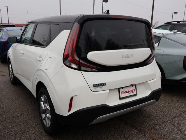 new 2025 Kia Soul car, priced at $24,685