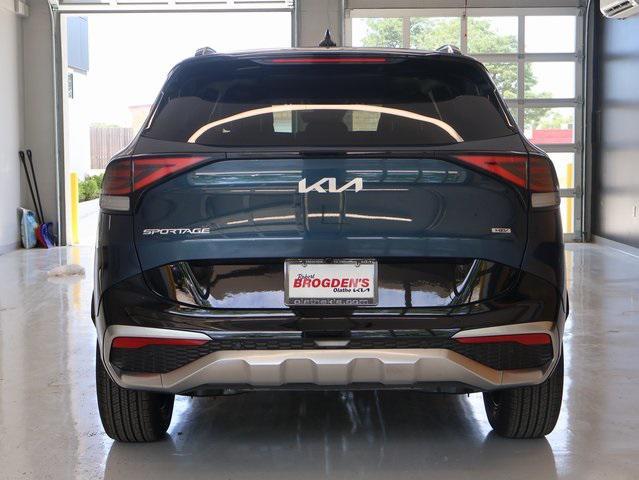 new 2025 Kia Sportage Hybrid car, priced at $38,516