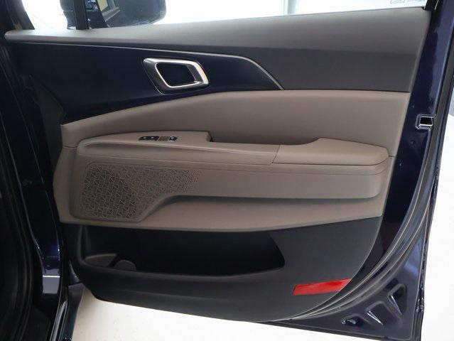 new 2025 Kia Carnival car, priced at $37,321