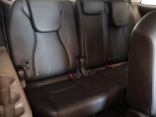 new 2025 Kia Carnival car, priced at $37,321