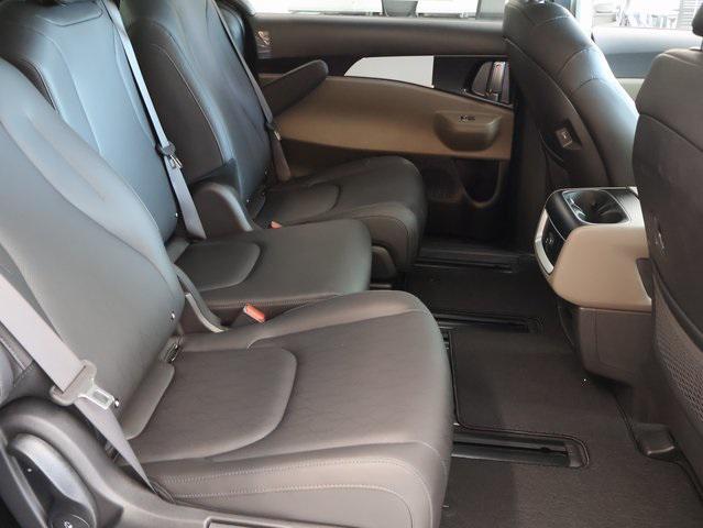 new 2025 Kia Carnival car, priced at $37,321