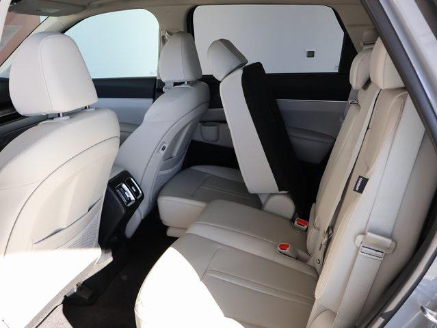 new 2025 Kia Sorento car, priced at $35,891