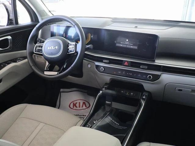 new 2025 Kia Sorento car, priced at $37,985