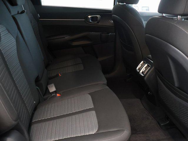 new 2025 Kia Sorento car, priced at $31,036