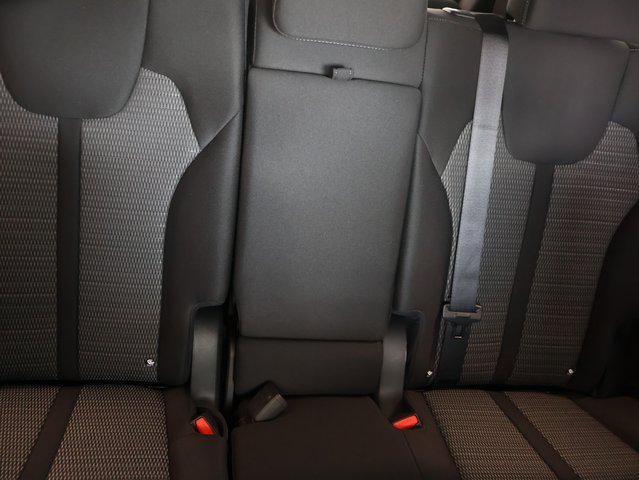 new 2025 Kia Sorento car, priced at $31,036