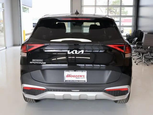 new 2024 Kia Sportage car, priced at $30,540