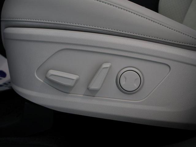 new 2025 Kia Sorento car, priced at $37,286