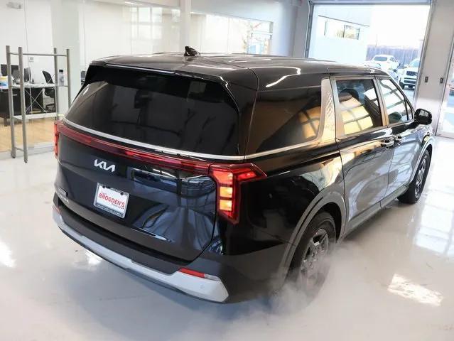 new 2025 Kia Carnival car, priced at $41,030