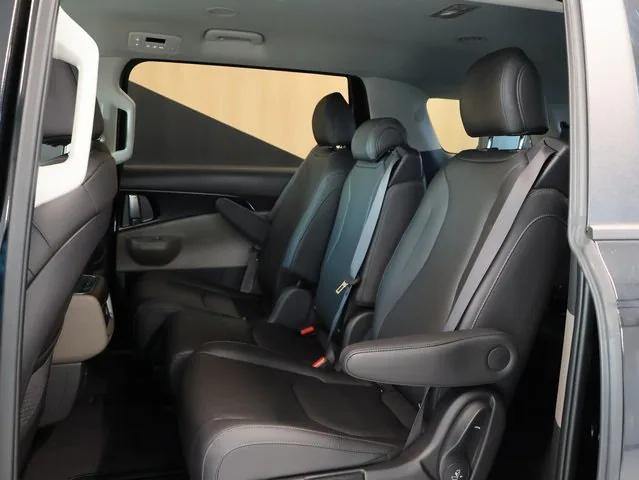 new 2025 Kia Carnival car, priced at $41,030