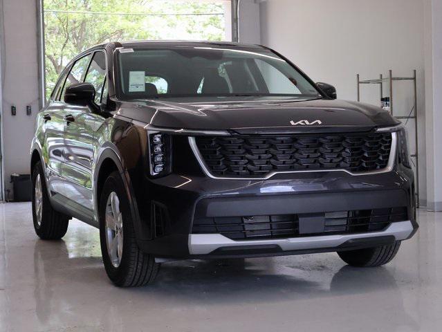 new 2025 Kia Sorento car, priced at $32,036