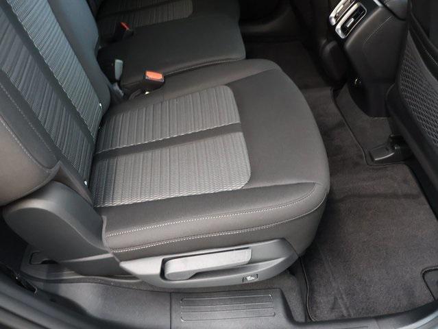 new 2025 Kia Sorento car, priced at $32,036