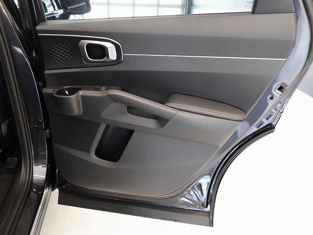 new 2025 Kia Sorento car, priced at $31,036