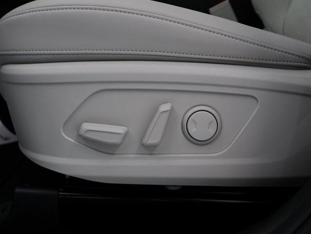 new 2025 Kia Sorento car, priced at $37,081
