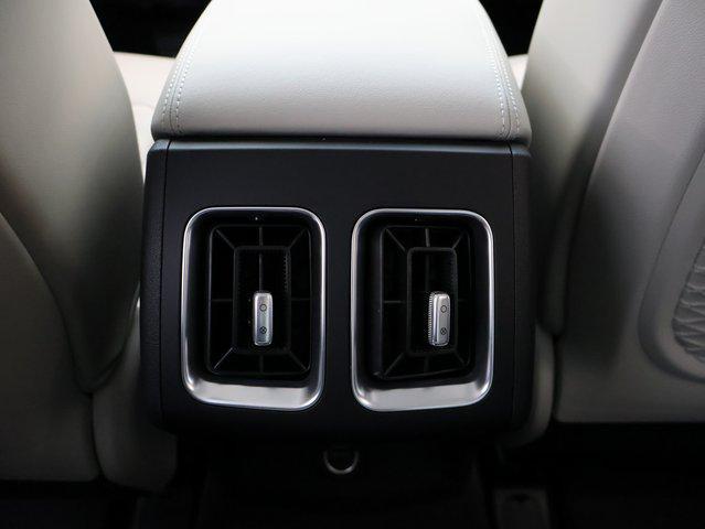 new 2025 Kia Sorento car, priced at $36,081