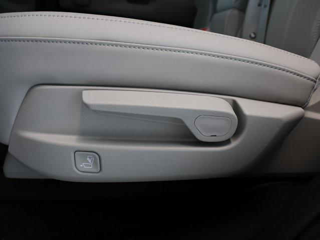 new 2025 Kia Sorento car, priced at $37,081