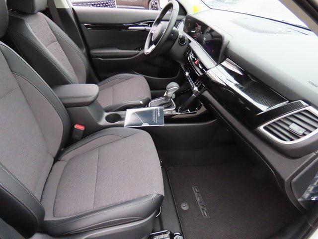 new 2025 Kia Seltos car, priced at $27,701