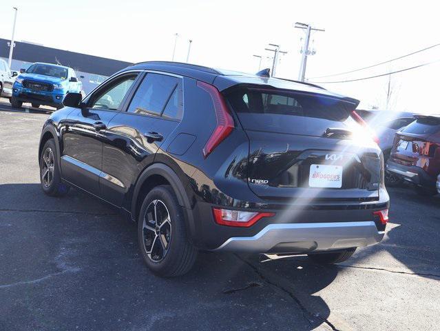 new 2025 Kia Niro car, priced at $27,866