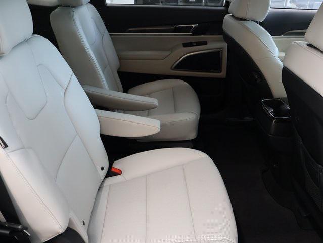 new 2025 Kia Telluride car, priced at $40,931