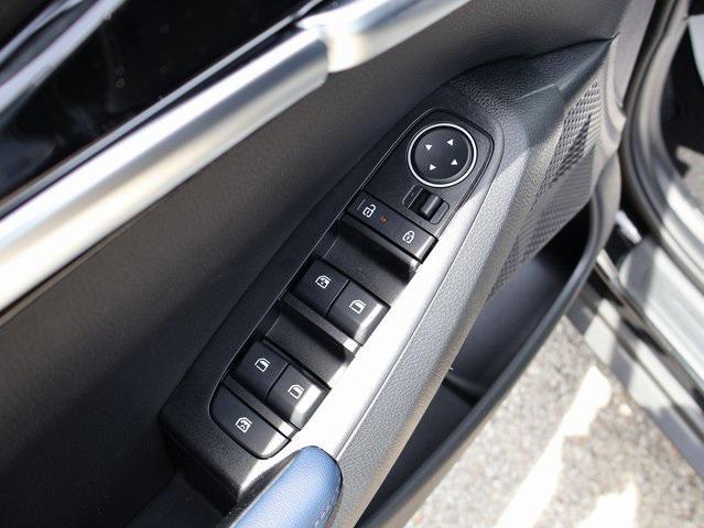 new 2025 Kia Seltos car, priced at $27,820