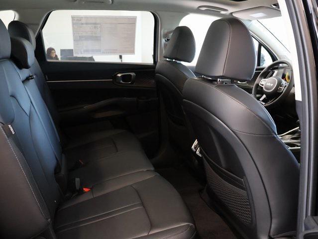 new 2025 Kia Sorento car, priced at $35,916
