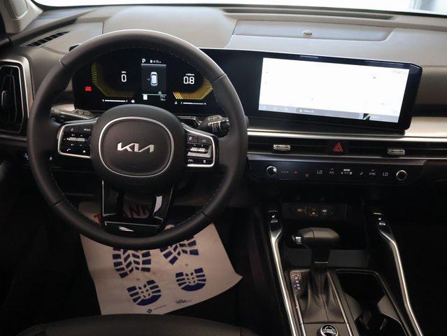 new 2025 Kia Sorento car, priced at $35,916