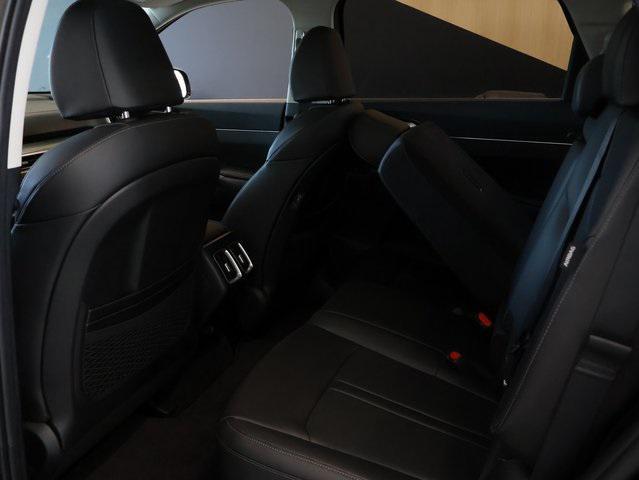 new 2025 Kia Sorento car, priced at $35,916