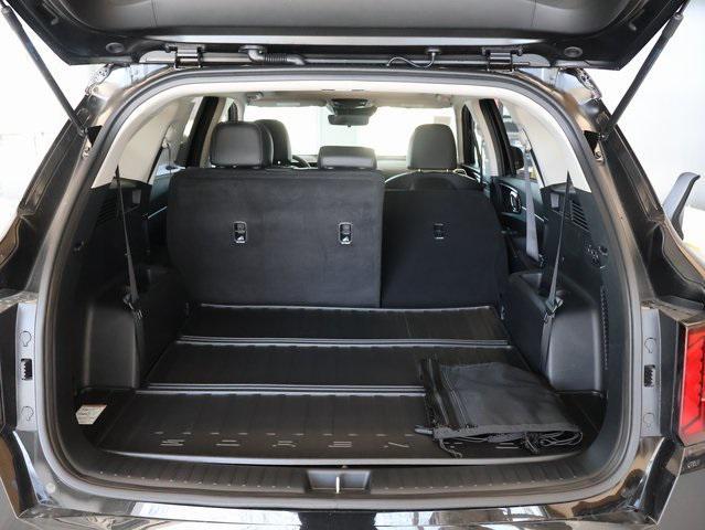 new 2025 Kia Sorento car, priced at $35,916