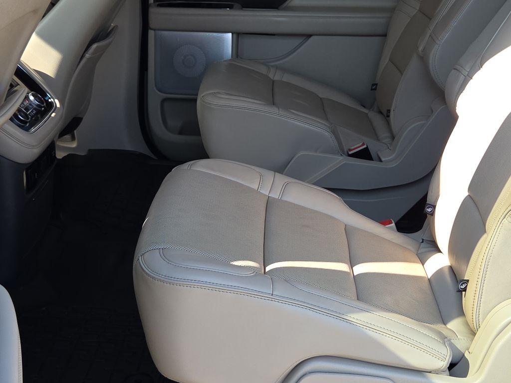 used 2019 Lincoln Navigator L car, priced at $29,950