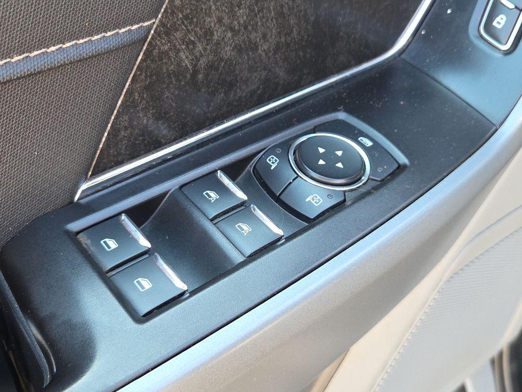 used 2022 Ford F-150 car, priced at $32,950