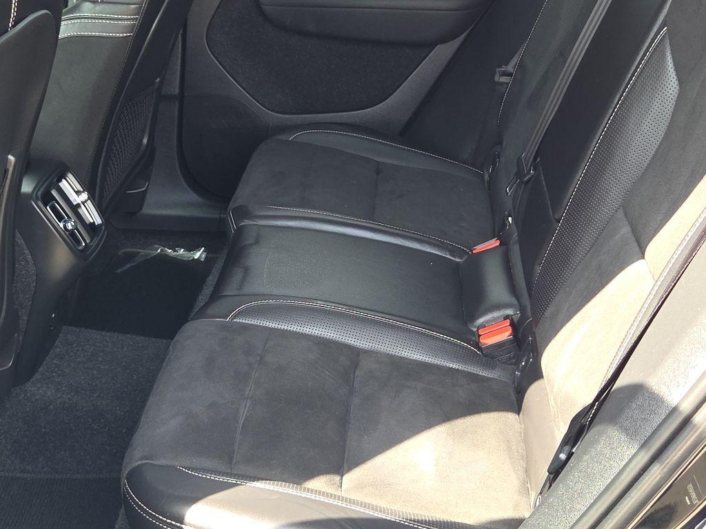 used 2021 Volvo XC40 car, priced at $24,950