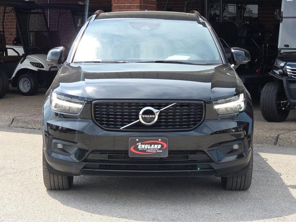 used 2021 Volvo XC40 car, priced at $24,950